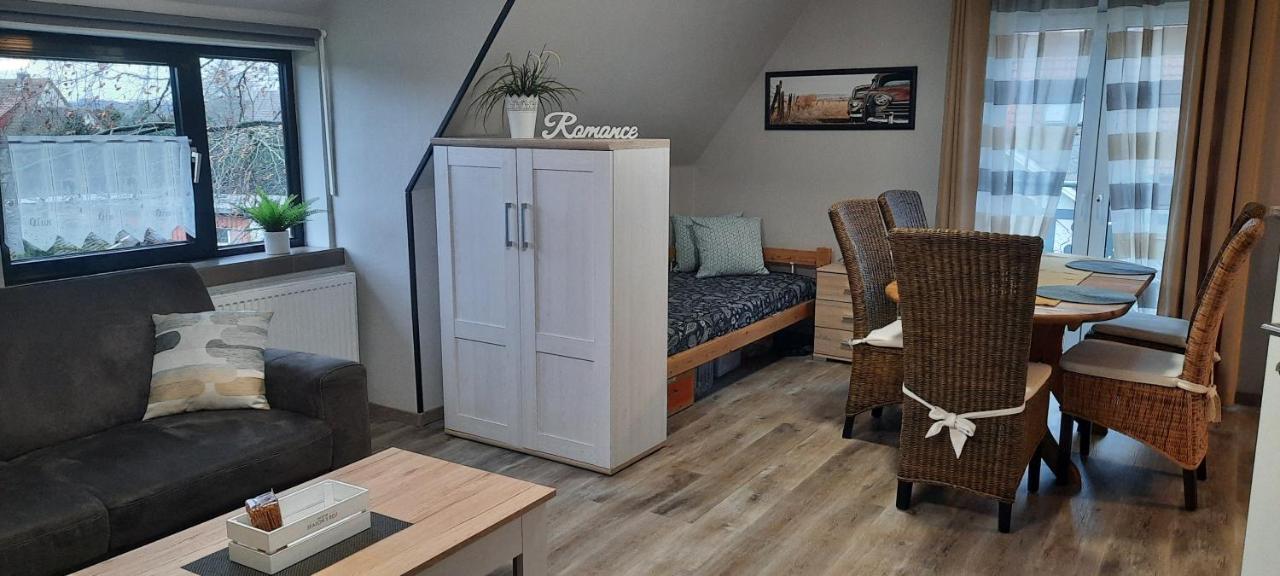 Ferienwohnung Schwiemann, Obergeschoss Cadenberge ภายนอก รูปภาพ